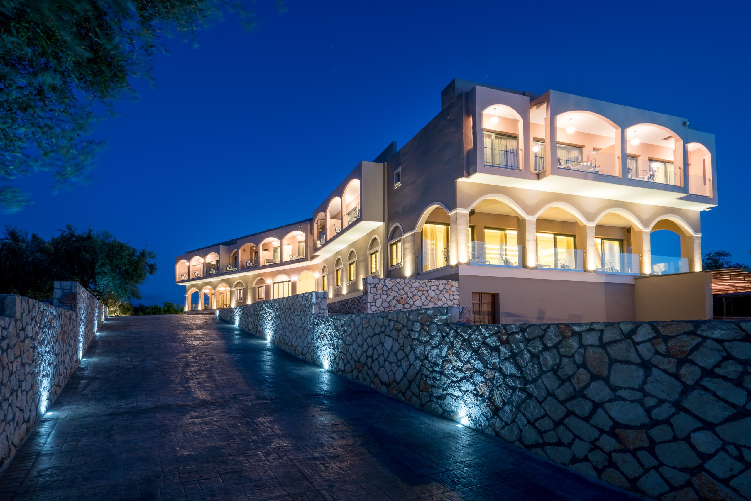 Elegance Luxury Executive Suites - Adults Only Tragaki Exterior photo